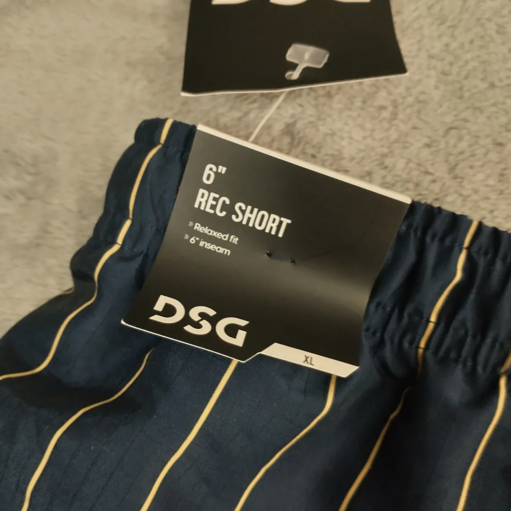 NWT DSG Men's 6